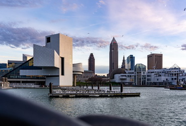 Best Date Ideas in Cleveland: Fun & Romantic Things to Do for Couples