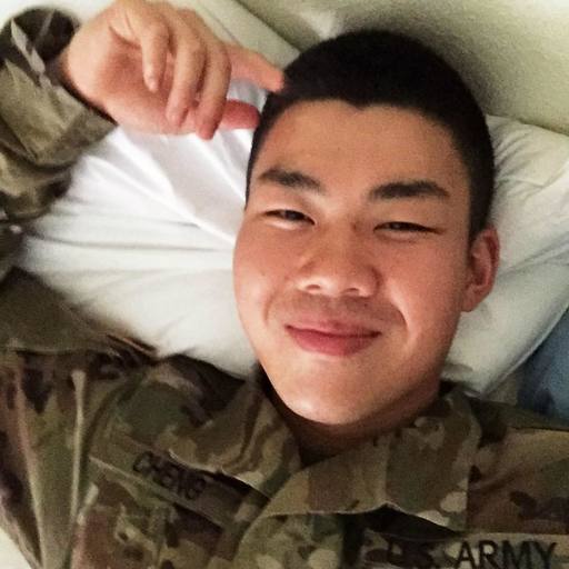 Yangfan from North Liberty | Man | 28 years old