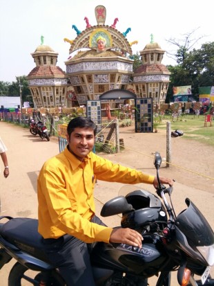 Aniruddha from Anand | Groom | 33 years old
