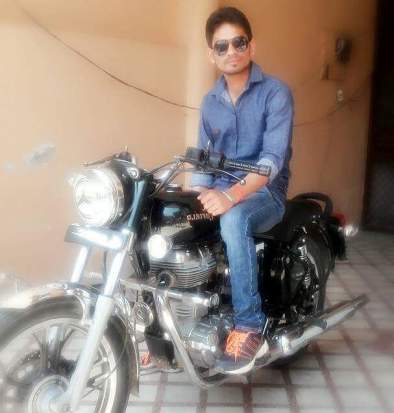 Amit from Kalyani | Man | 24 years old