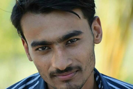Rajesh from Kalyani | Man | 23 years old