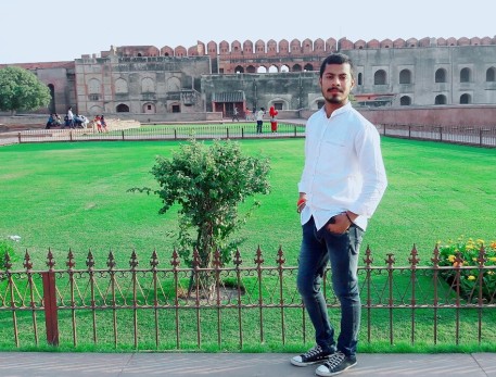 Ashutosh from Ahmedabad | Man | 23 years old