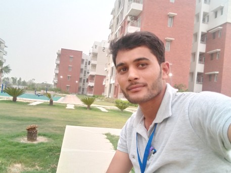Rajneesh from Ahmedabad | Groom | 27 years old