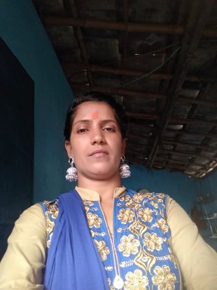Gaytri from Ahmedabad | Woman | 21 years old